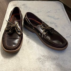 Sperry amaretto brown boat shoe mens US size 9 condition: slightly used